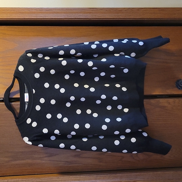 LuLaRoe Sweaters - NWOT LulaRoe Piper Black Polka Dot Sweater